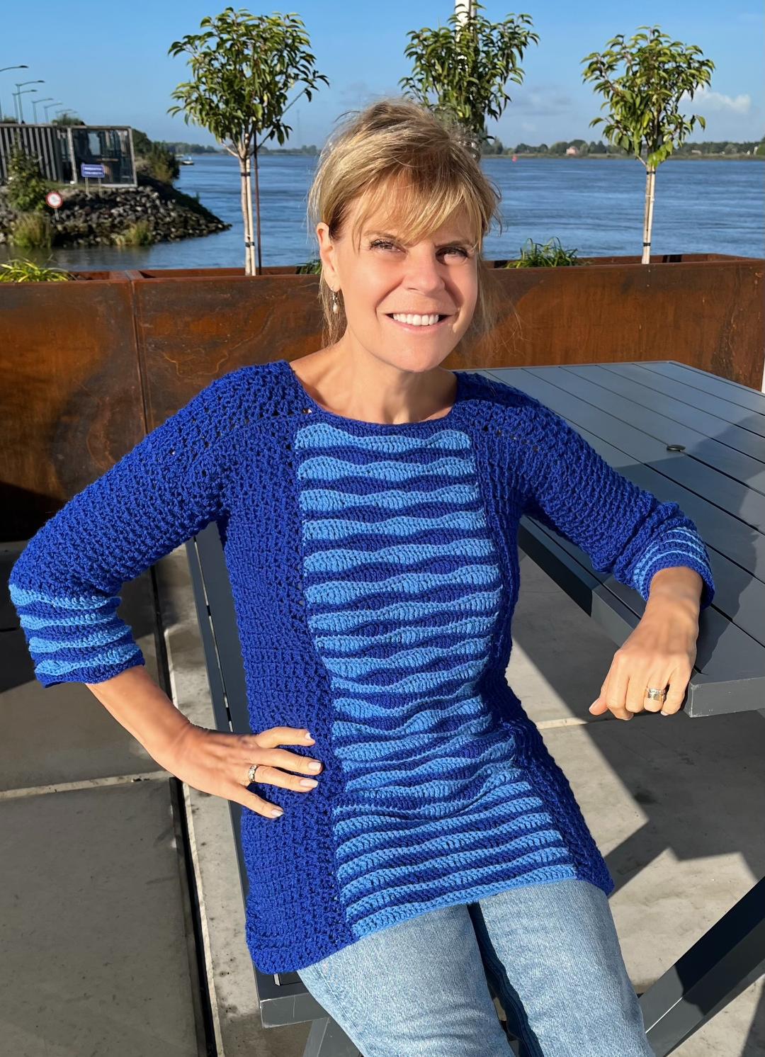 Captured Between Waves - Trui en Tuniek - Nederlands Haakpatroon - digital pdf