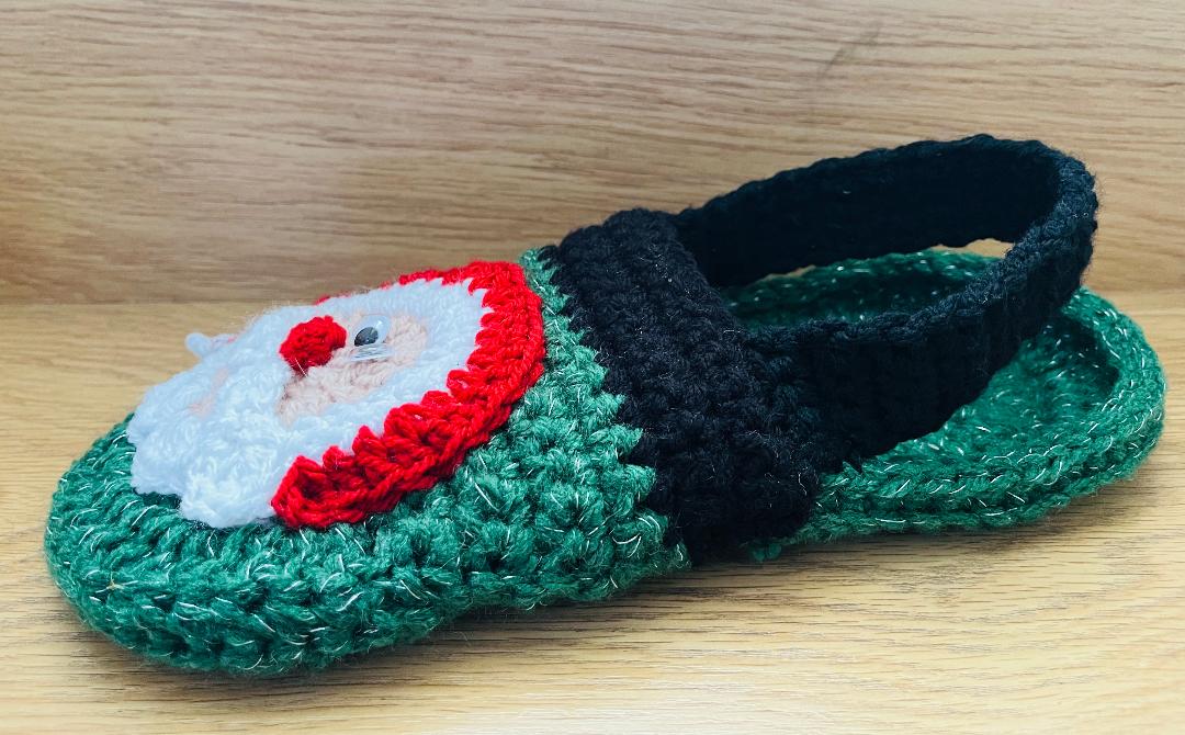 Frosti & Santa Slippers - Haakpatroon - pdf