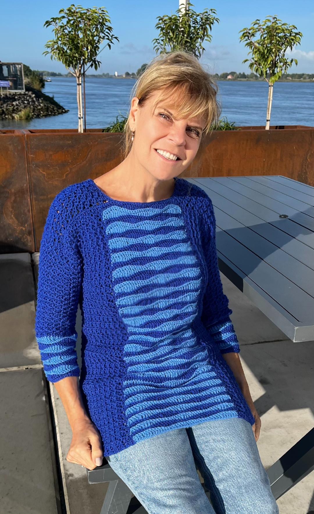 Captured Between Waves - Trui en Tuniek - Nederlands Haakpatroon - digital pdf