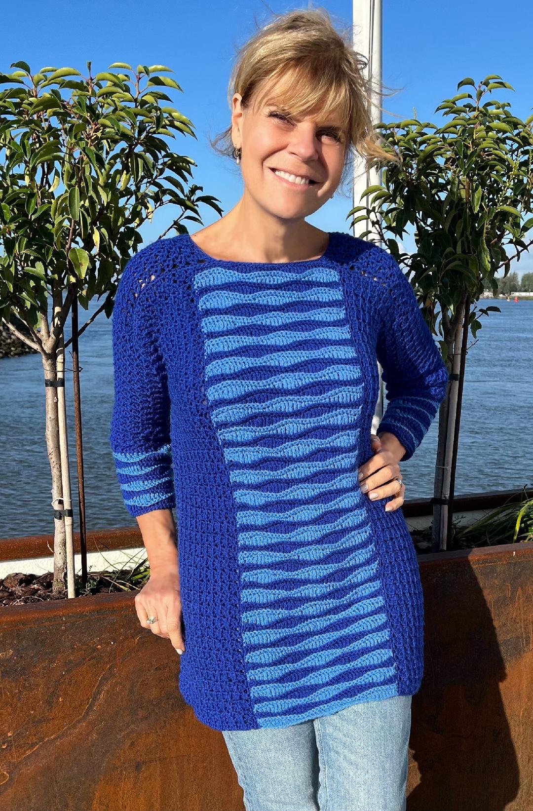 Captured Between Waves - Trui en Tuniek - Nederlands Haakpatroon - digital pdf