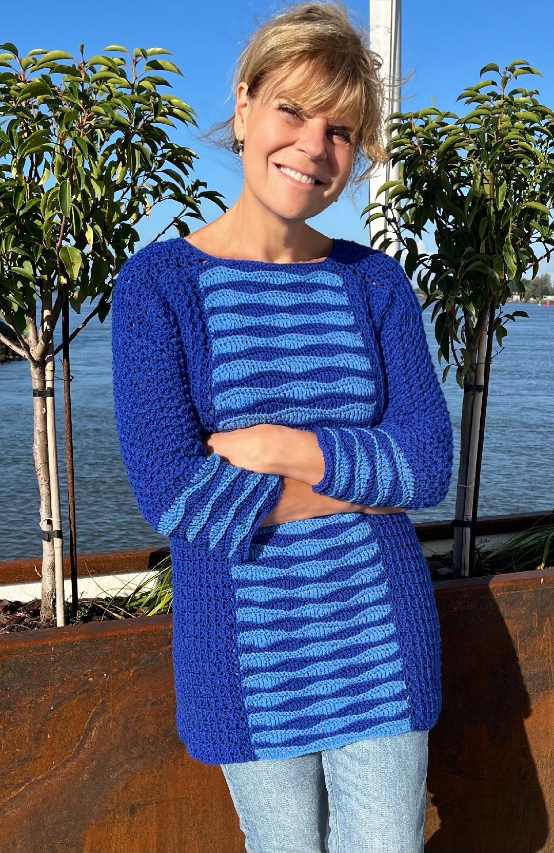 Captured Between Waves - Trui en Tuniek - Nederlands Haakpatroon - digital pdf