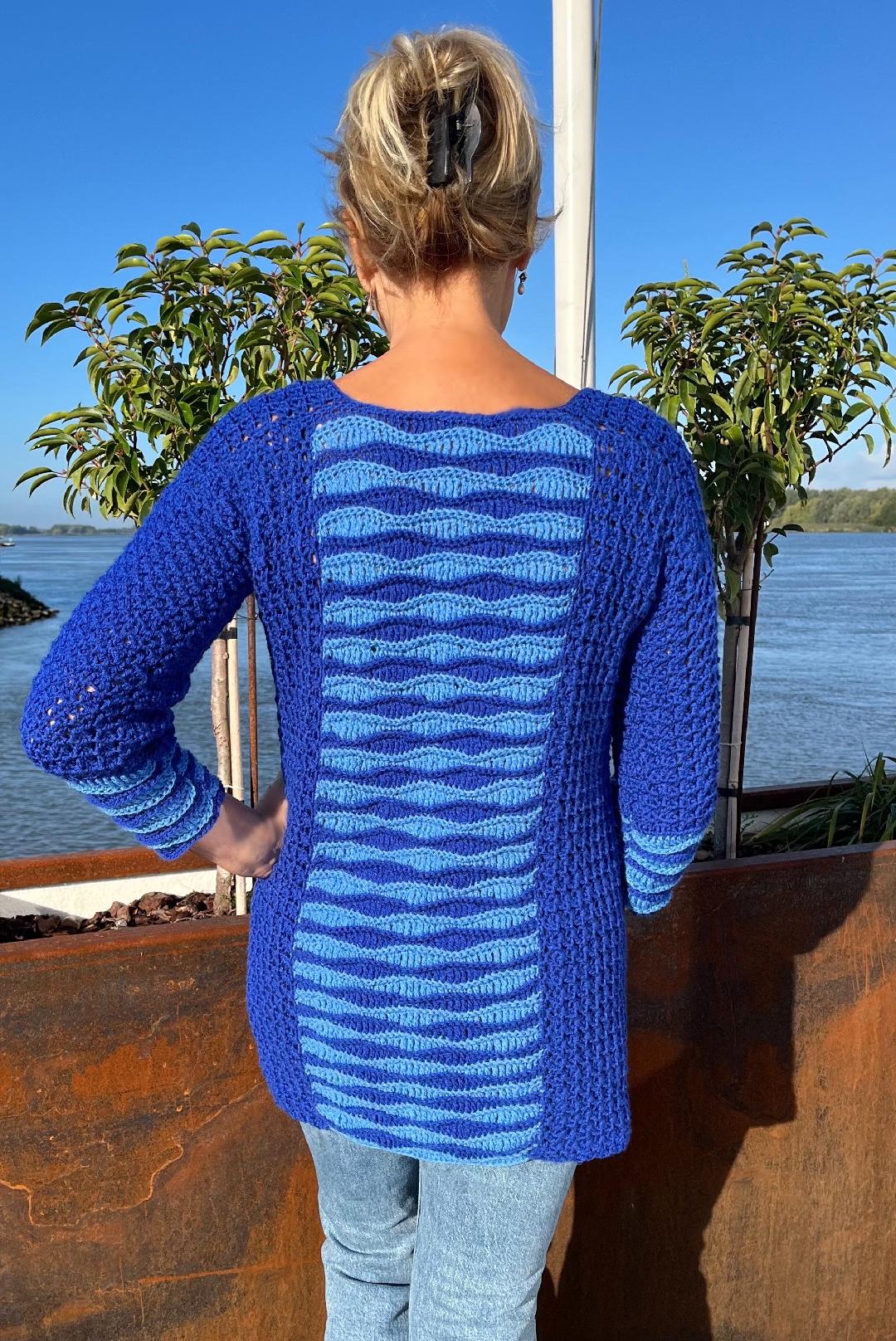 Captured Between Waves - Trui en Tuniek - Nederlands Haakpatroon - digital pdf